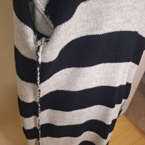 Sanctuary Black/grey hooded sweater coat SZ XS - Picture 8 of 9